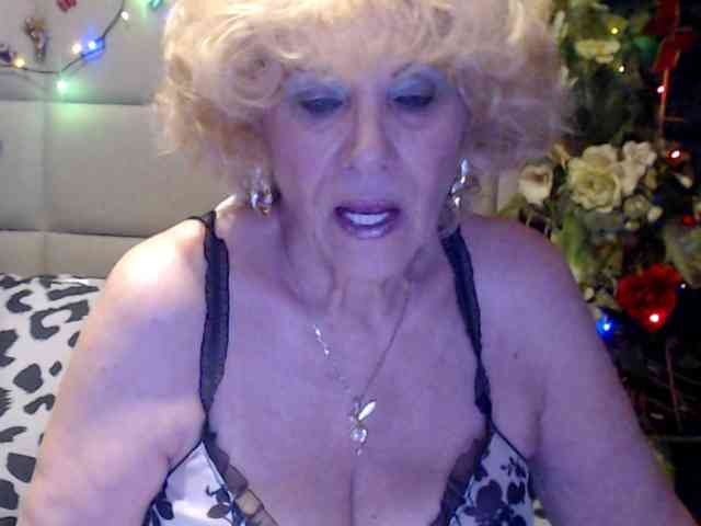 ANGELGRANNY webcam