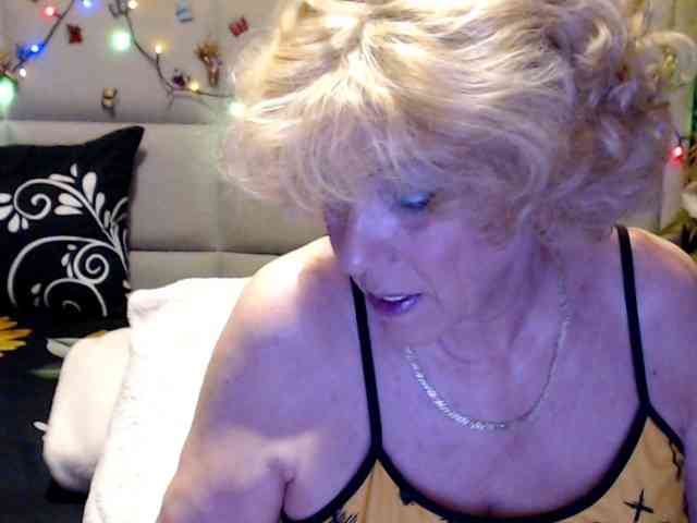 ANGELGRANNY webcam