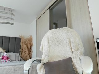 NatalieeClark Porn Show