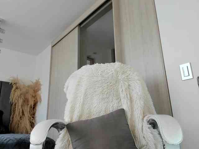 NatalieeClark webcam