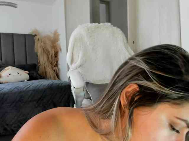 NatalieeClark webcam