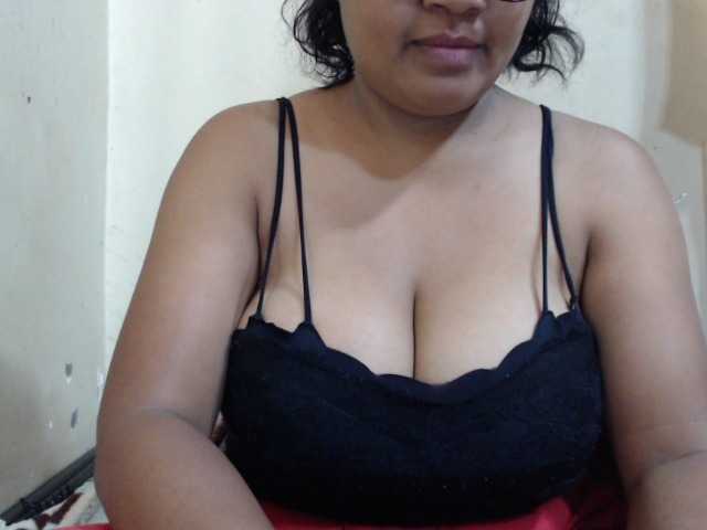 Anialove live cam on BongaCams