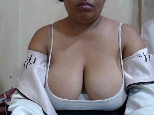 Anialove webcam