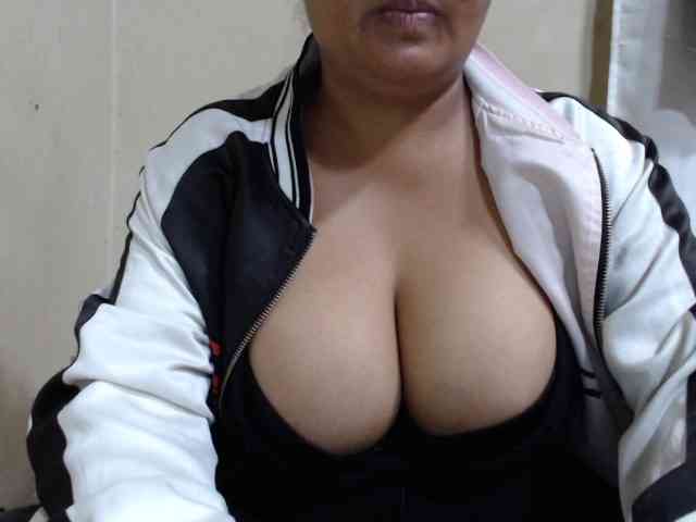 Anialove webcam