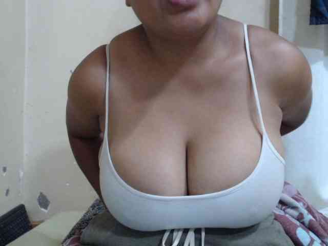 Anialove webcam