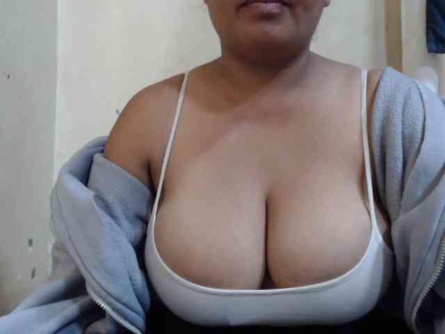 Anialove webcam