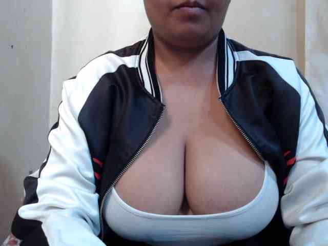 Anialove webcam