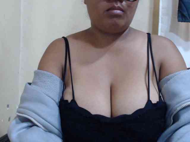 Anialove webcam