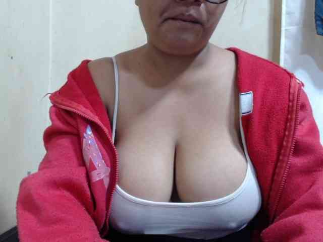 Anialove webcam