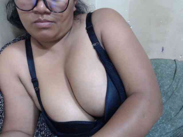 Anialove webcam