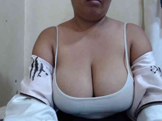 Anialove webcam