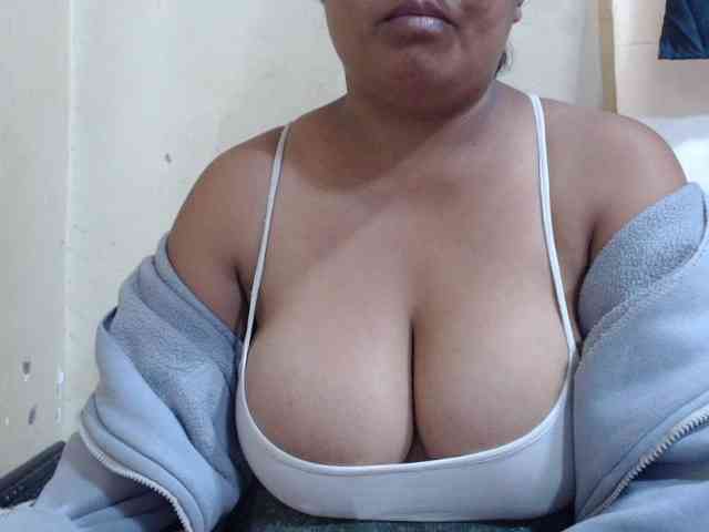 Anialove webcam