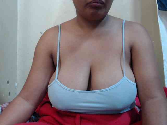 Anialove webcam