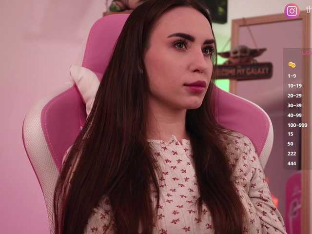 IzabellaOne live cam on BongaCams