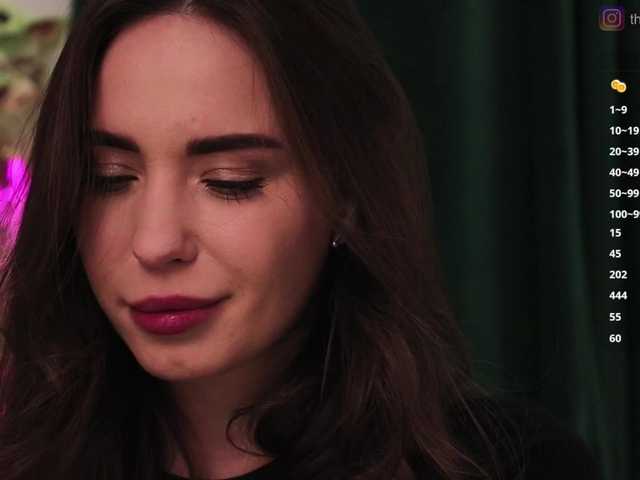 IzabellaOne's BongaCams show and profile