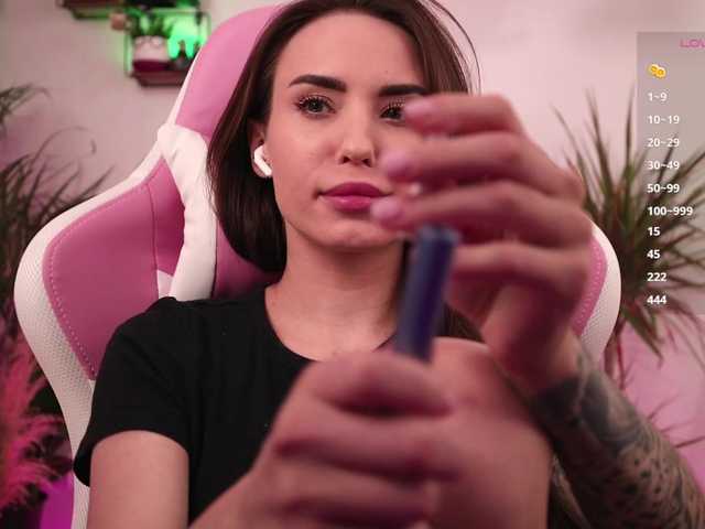 IzabellaOne live cam