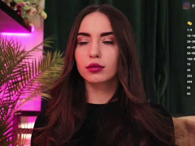 IzabellaOne's BongaCams show and profile