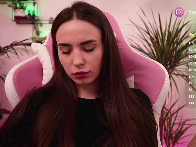 IzabellaOne live cam on BongaCams