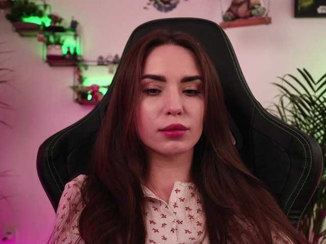 IzabellaOne live cam on BongaCams