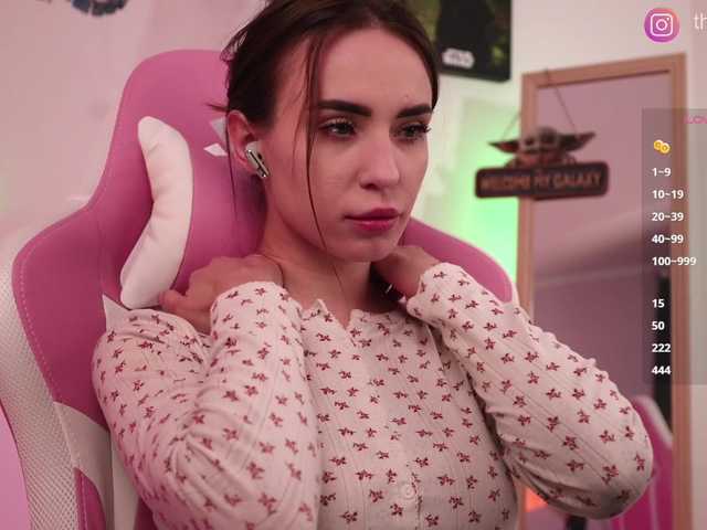 IzabellaOne live cam on BongaCams