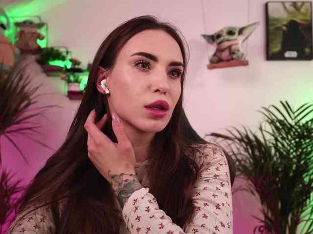IzabellaOne Sex Cam Show