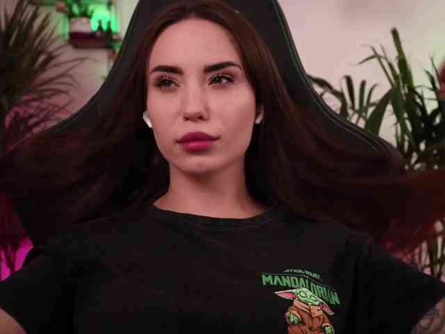 IzabellaOne Sex Cam Show