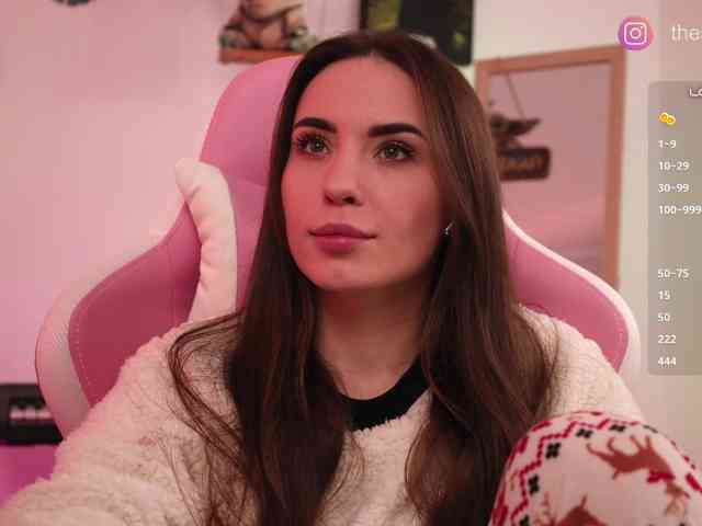 IzabellaOne Live Webcam on BongaCams