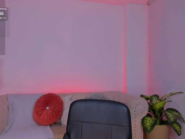 MeganScott live cam on BongaCams