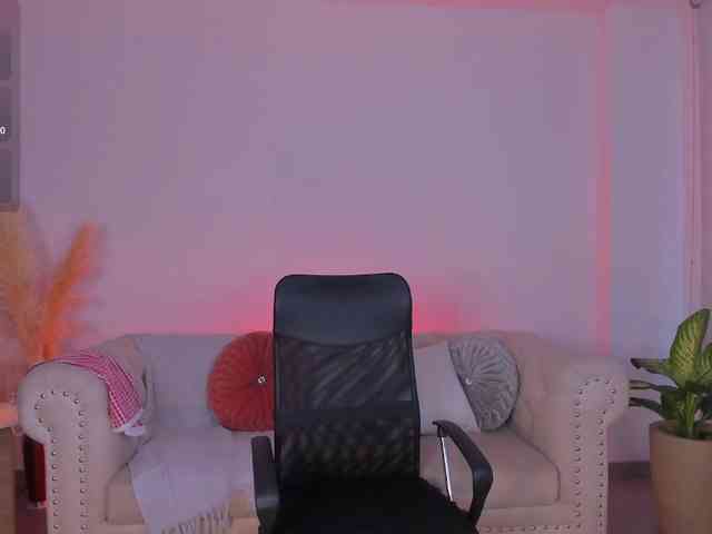 MeganScott webcam