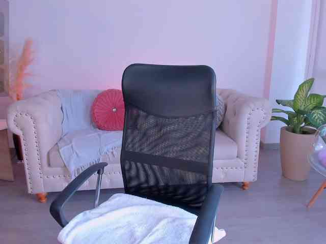 MeganScott webcam