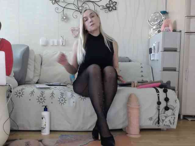 Kamila5555555 webcam