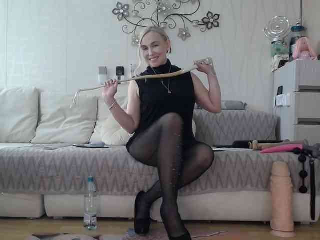Kamila5555555 webcam