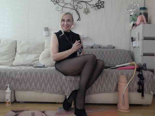 Kamila5555555 webcam