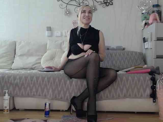 Kamila5555555 webcam
