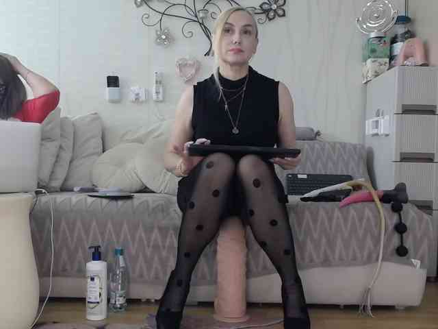 Kamila5555555 webcam
