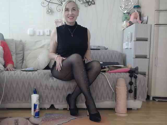 Kamila5555555 webcam