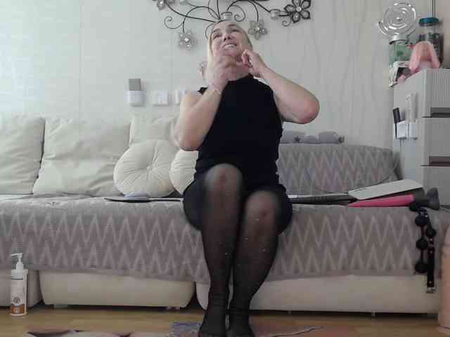 Kamila5555555 webcam