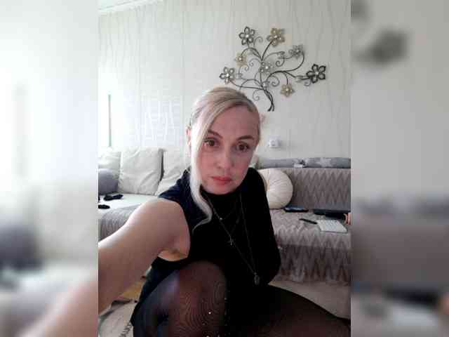 Kamila5555555 webcam