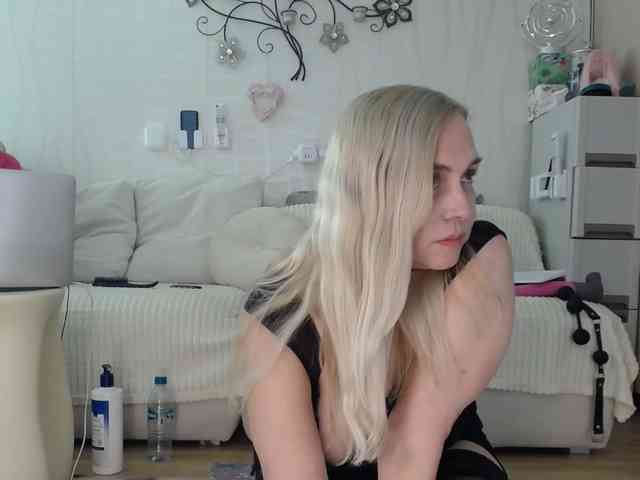 Model: Kamila5555555