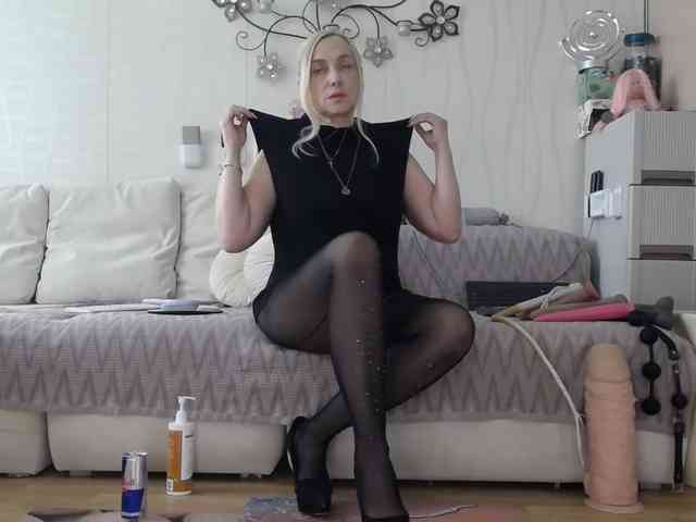 Kamila5555555 webcam