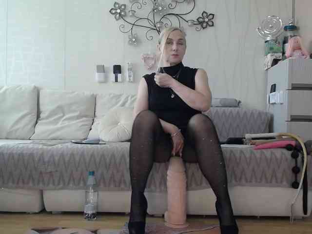 Kamila5555555 webcam