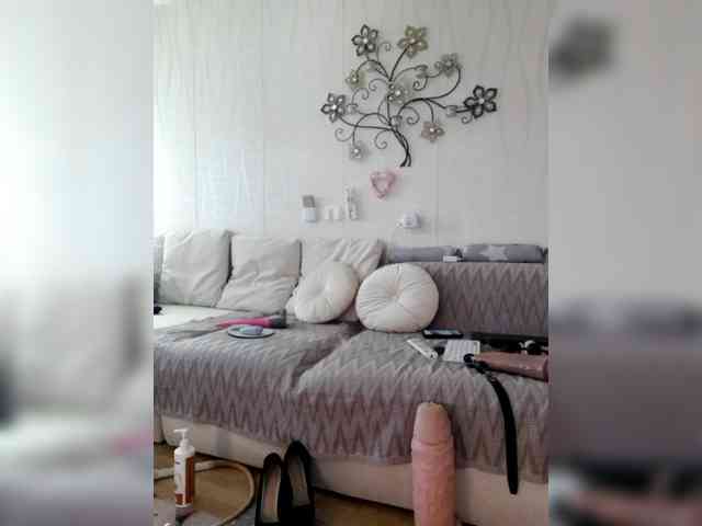Kamila5555555 webcam