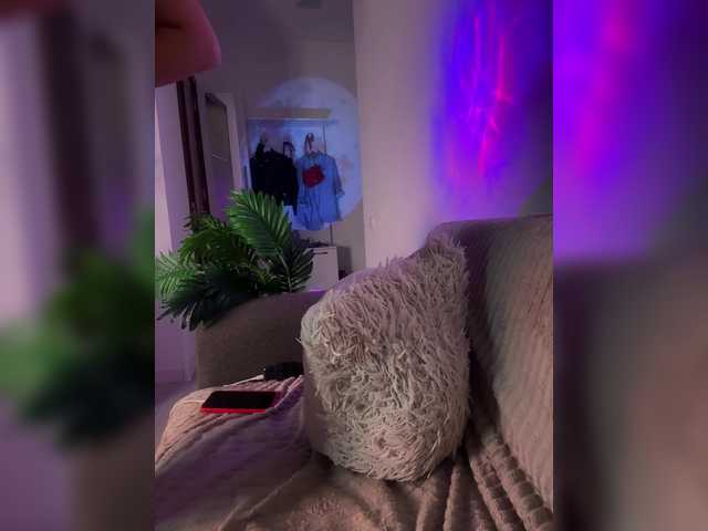 SugarDi live webcam show