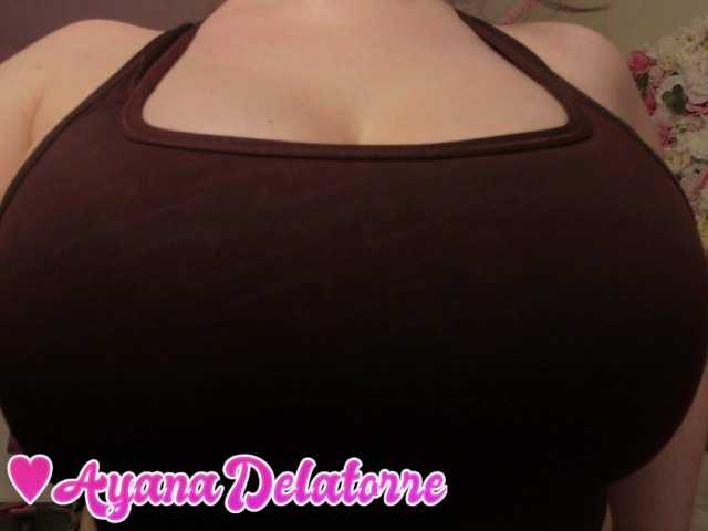 le modèle AyanaXOXO est en webcam porno dans un show sur le site bongacams, il possède les tags suivants: Latino/Hispanic,Brunette,Hairy