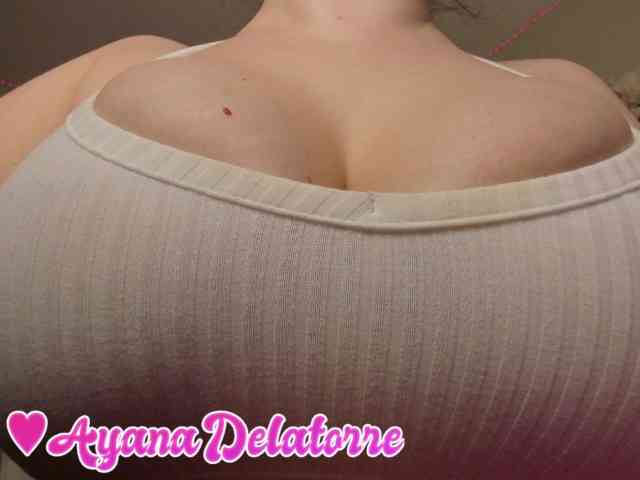 AyanaXOXO webcam