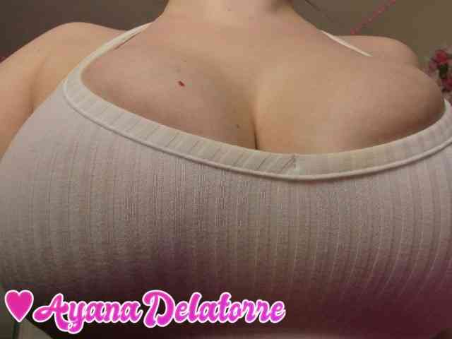 AyanaXOXO webcam