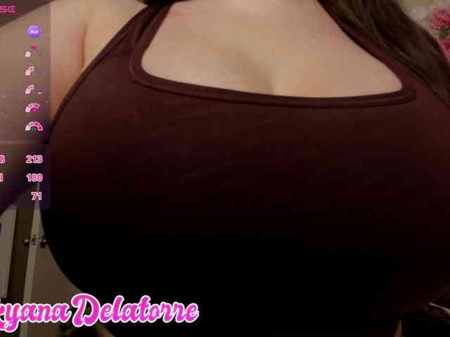 AyanaXOXO webcam