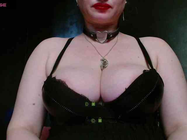xNiMFAMANKAx webcam