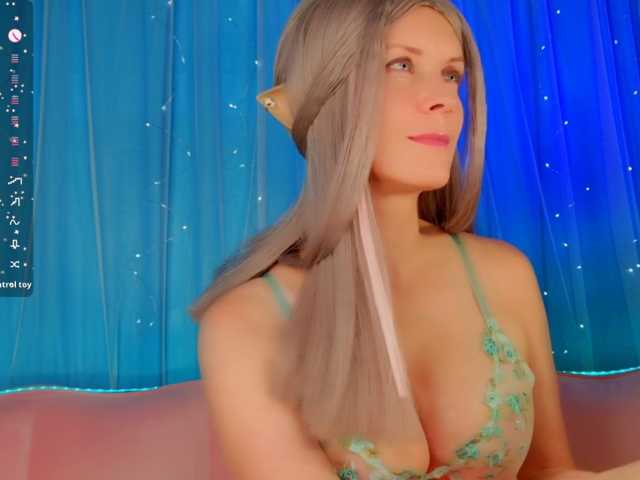 le modèle -Fresh- est en webcam porno dans un show sur le site bongacams, il possède les tags suivants: White/Caucasian,Blonde,Hairy