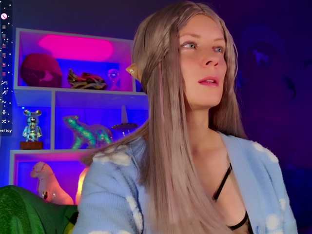 le modèle -Fresh- est en webcam porno dans un show sur le site bongacams, il possède les tags suivants: White/Caucasian,Blonde,Hairy